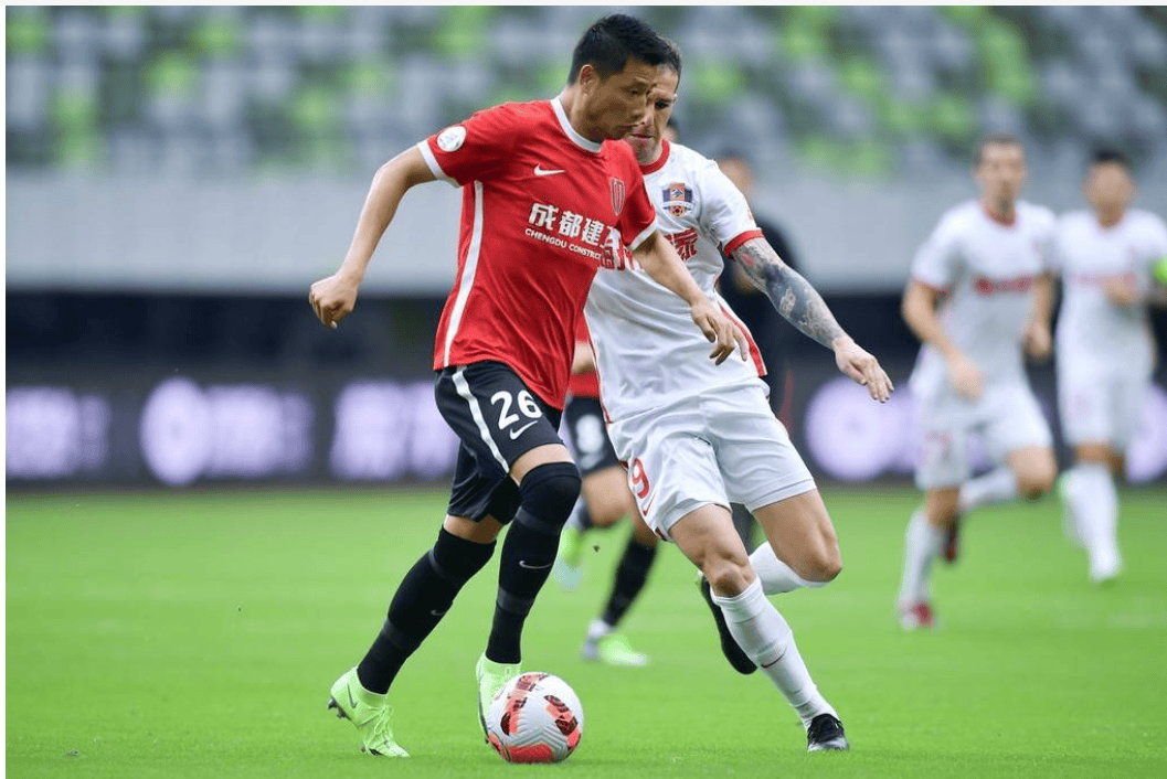 关于加时末段足总杯传出新动向；华盛顿奇才豪取连胜；管理层表态——震撼外界；资深球员宣示担当的信息